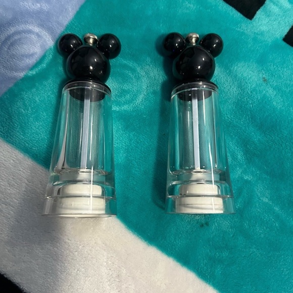 Disney Salt & Pepper Grinders - Picture 4 of 6